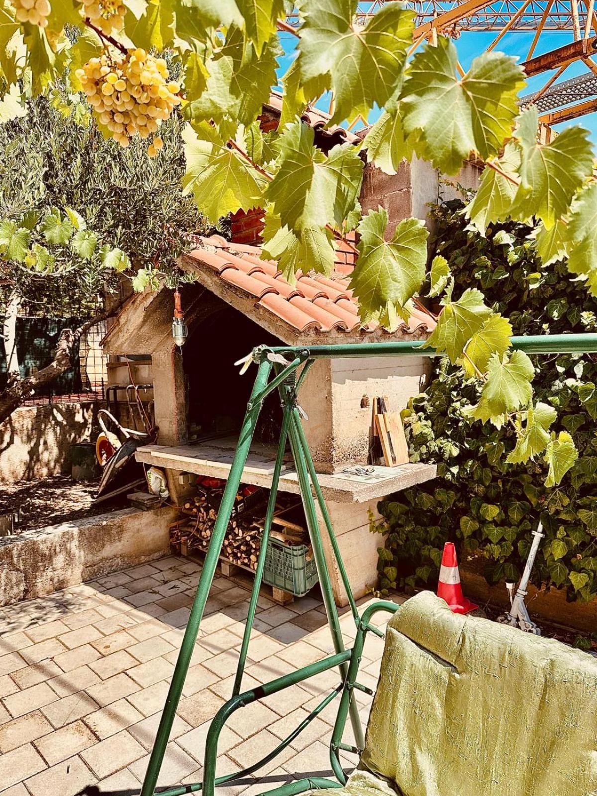 Charming Carmen Apartment Kaštela Zewnętrze zdjęcie