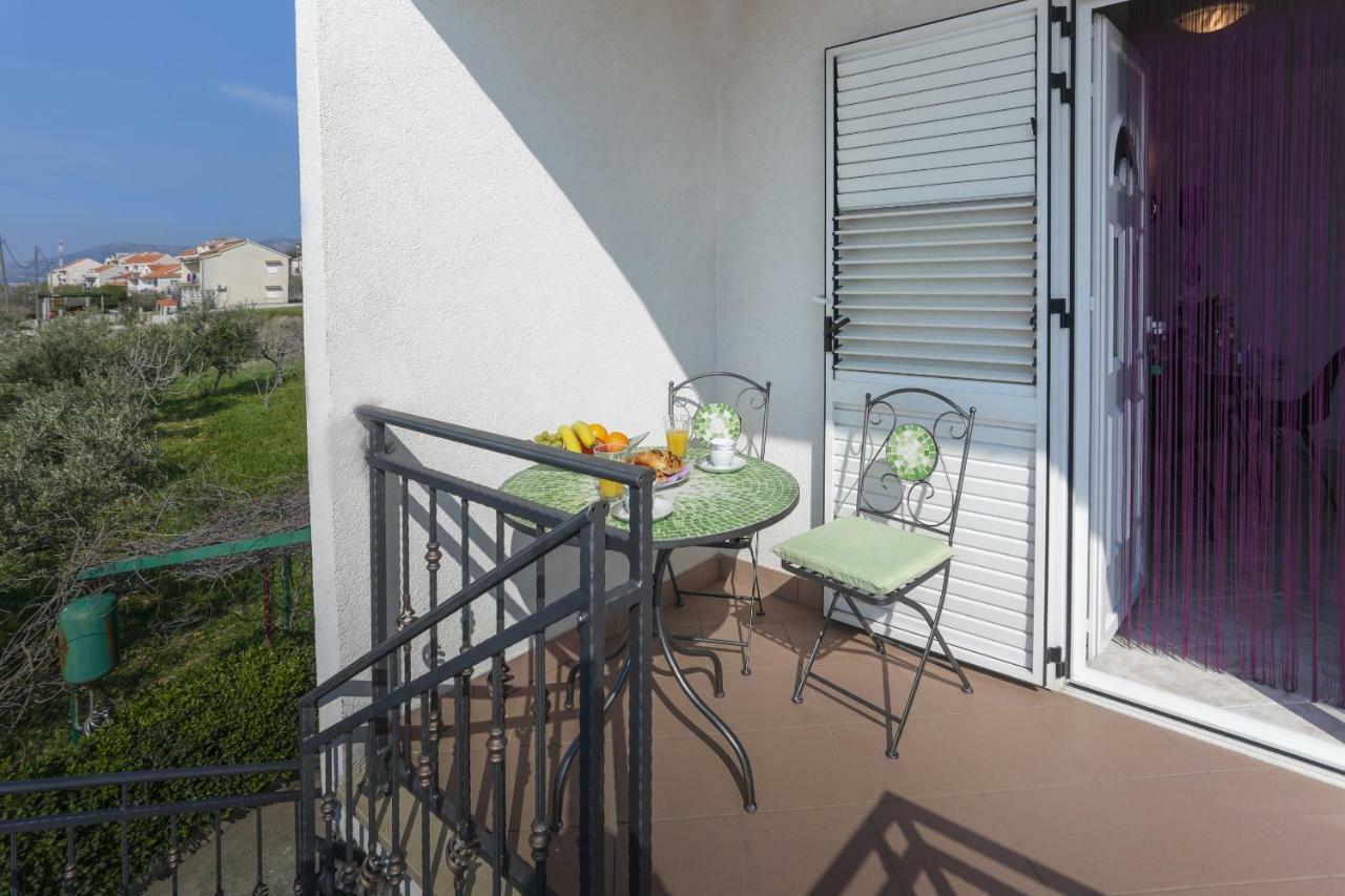 Charming Carmen Apartment Kaštela Zewnętrze zdjęcie