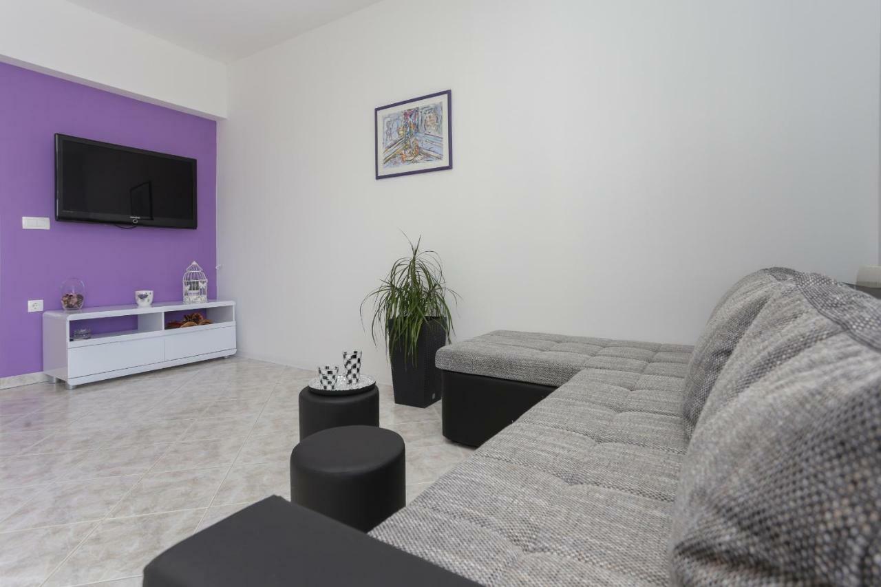 Charming Carmen Apartment Kaštela Zewnętrze zdjęcie