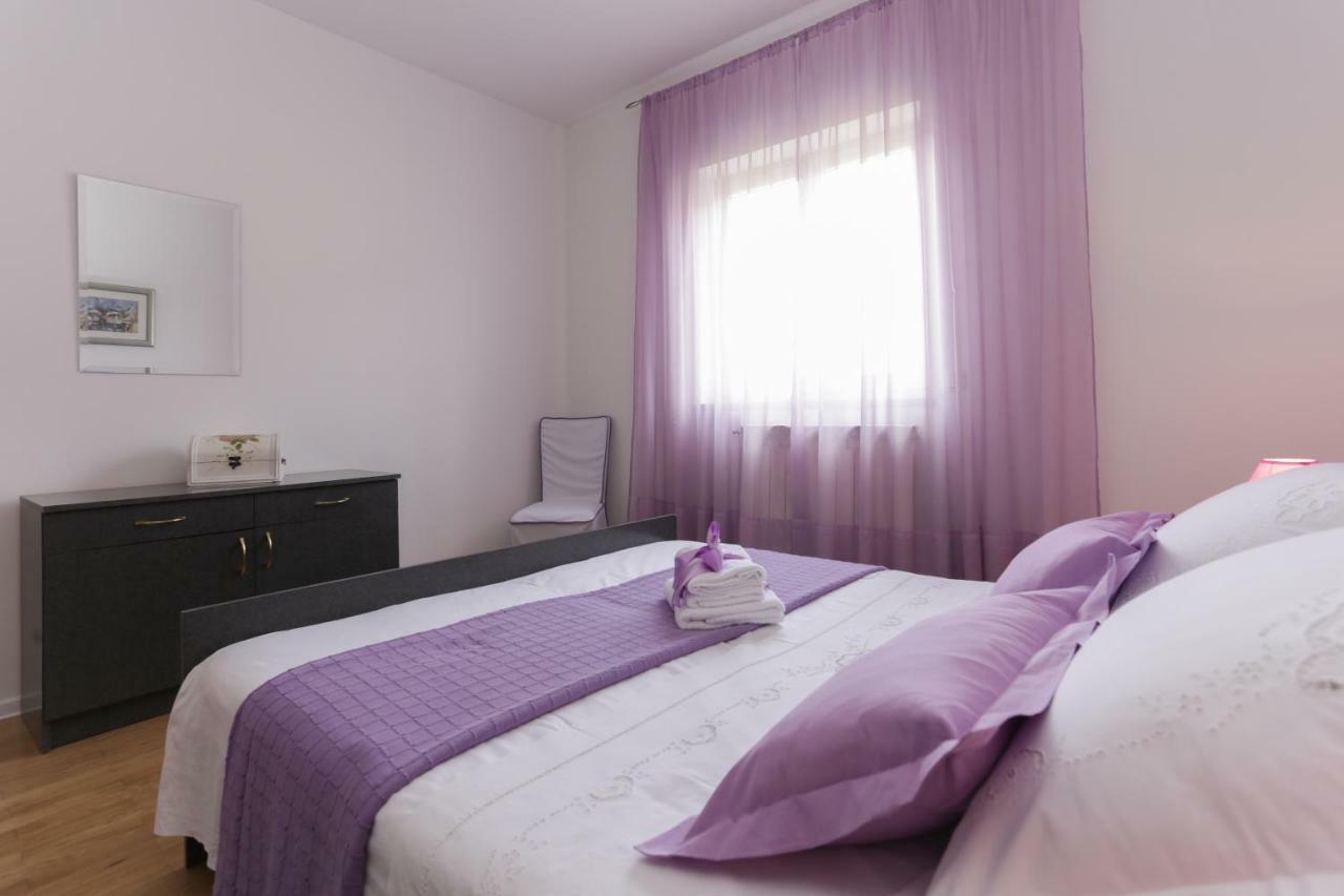 Charming Carmen Apartment Kaštela Zewnętrze zdjęcie