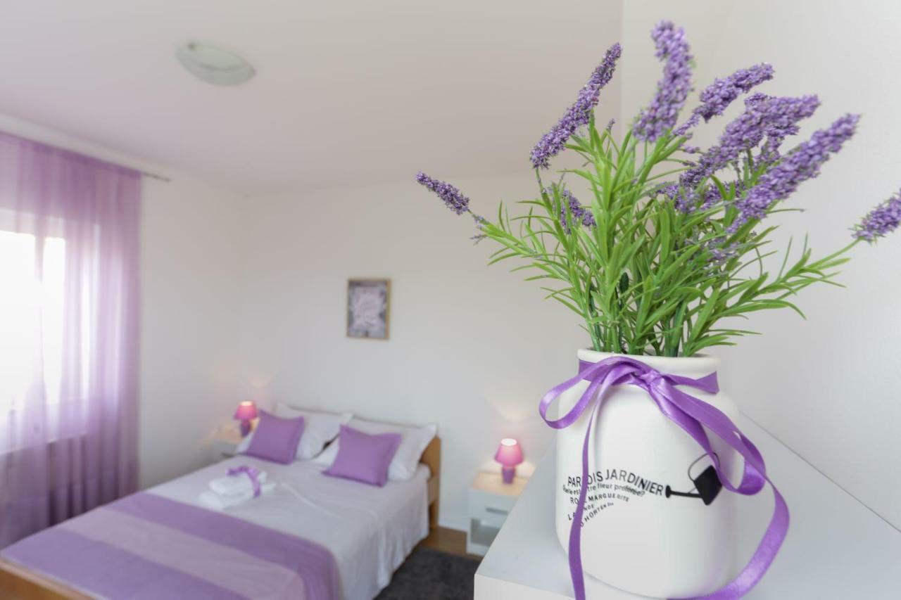 Charming Carmen Apartment Kaštela Zewnętrze zdjęcie